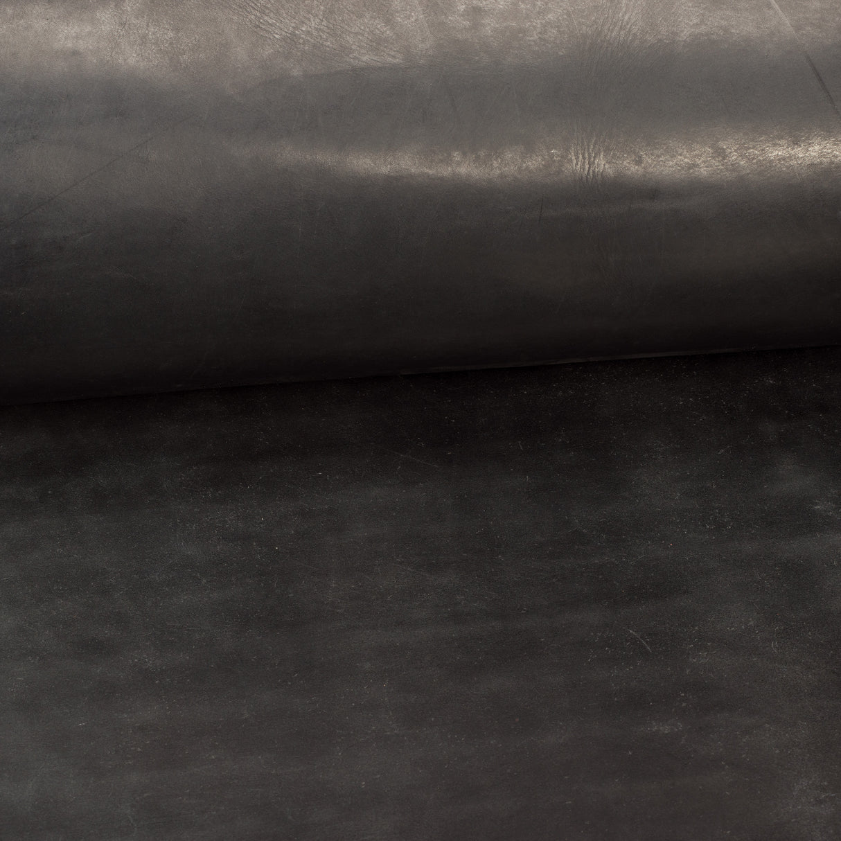 CHAHINLEATHER® Black Heavy Harness Leather