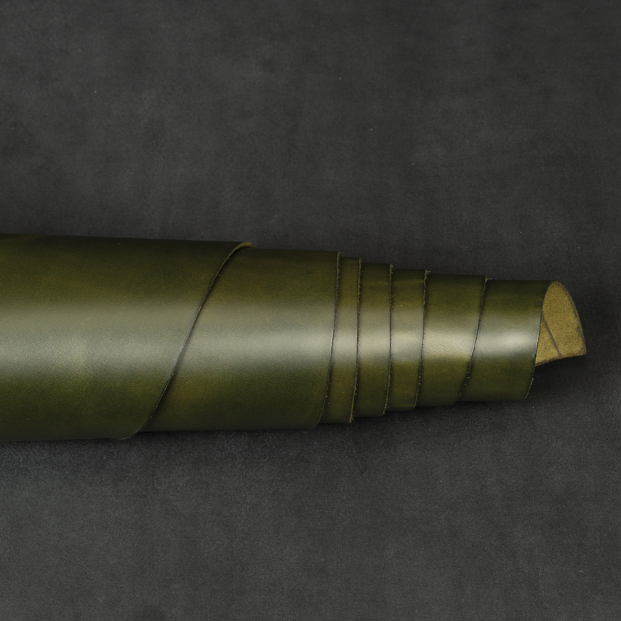 Jasper Pull Up Leather, Kelly Green, rolled