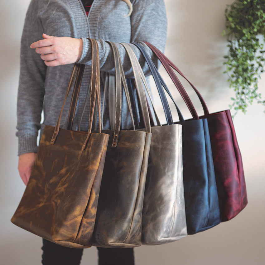 Santa Rosa Oily Pull-Up Leather, 3/4 oz.