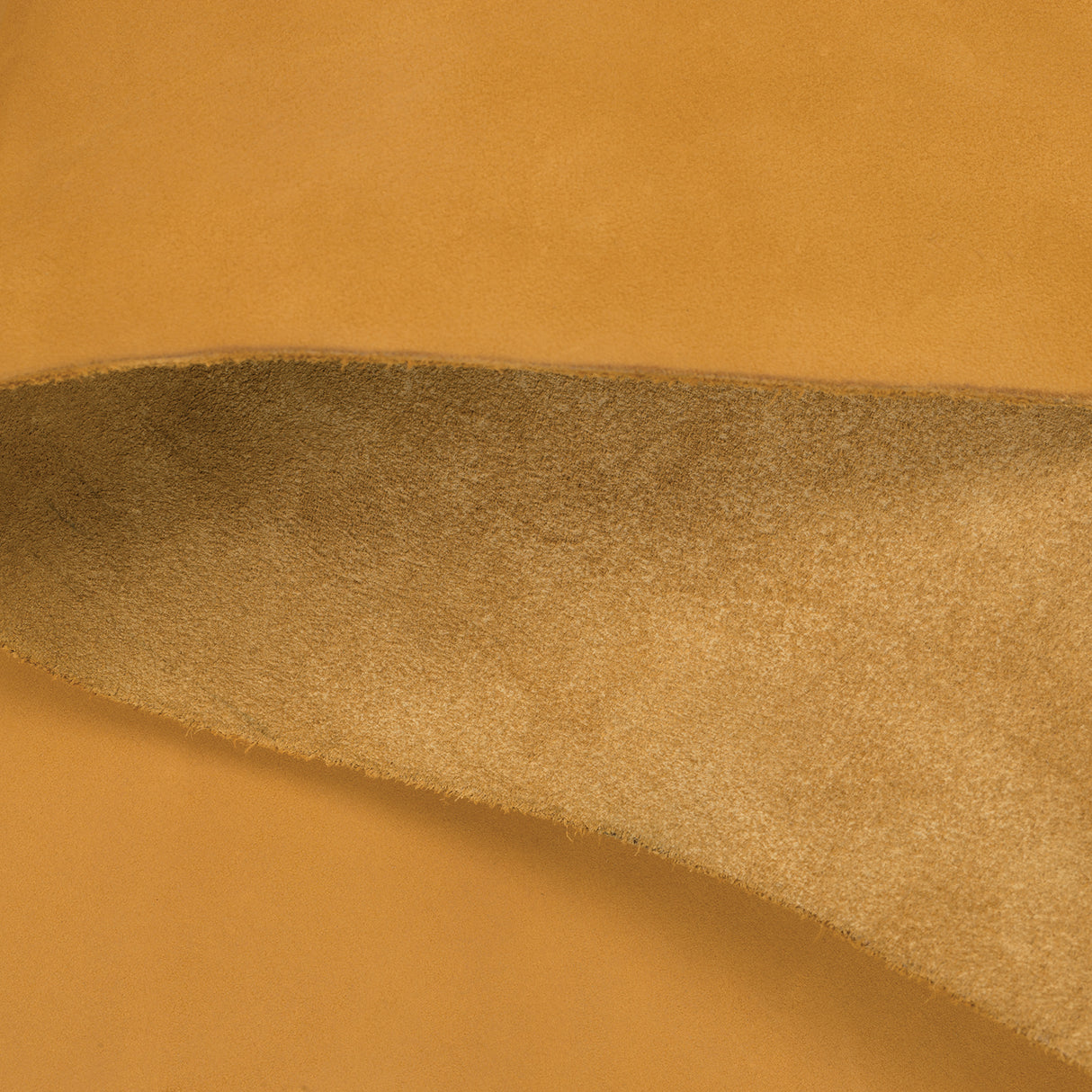 Pioneer Chrome Oil Tanned Top Grain Leather Side, 5-6 oz