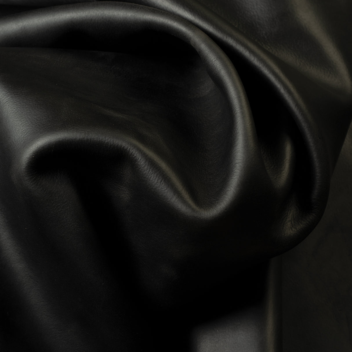 Frontier Pull-Up Leather