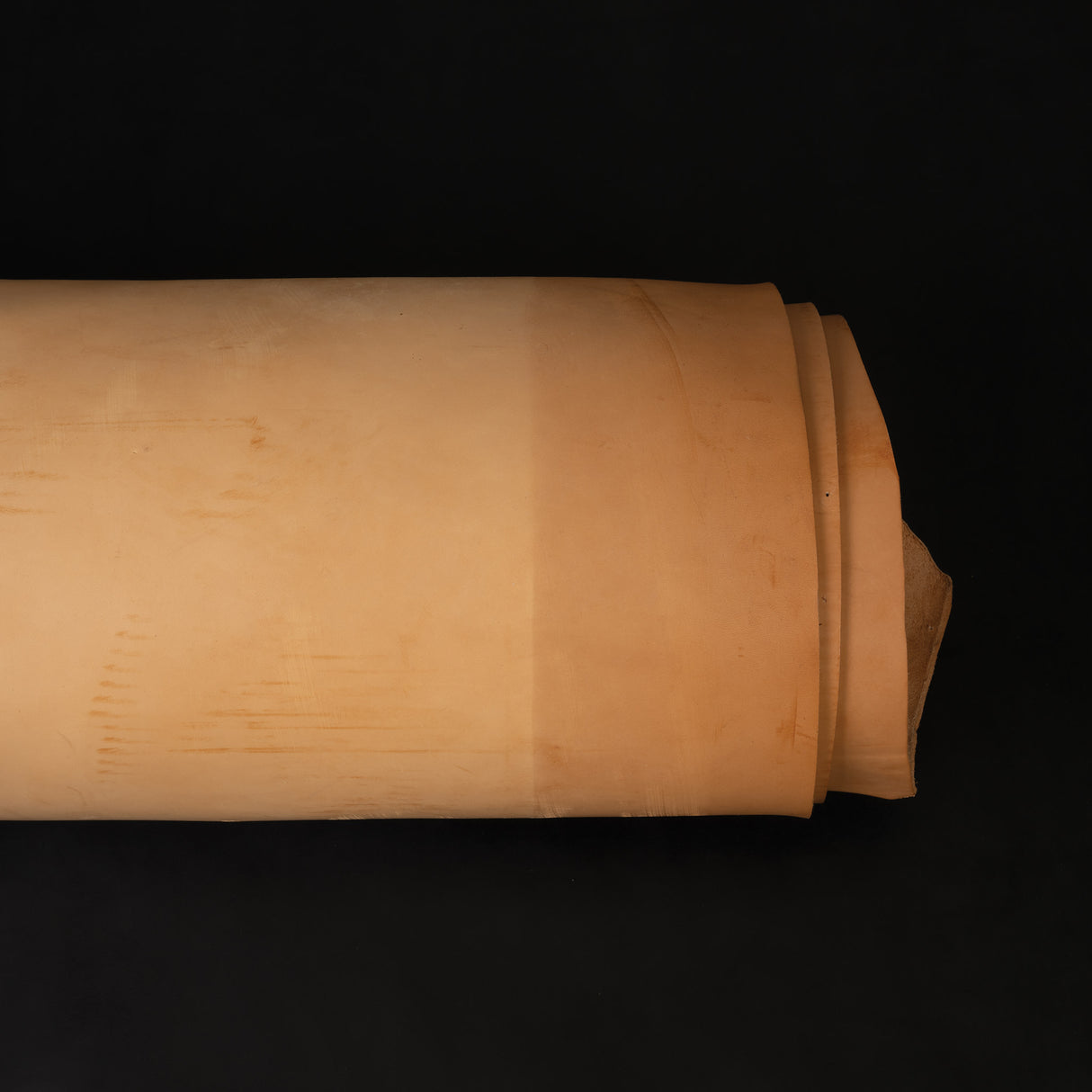 Economy Skirting Leather Side, 13/15 oz.