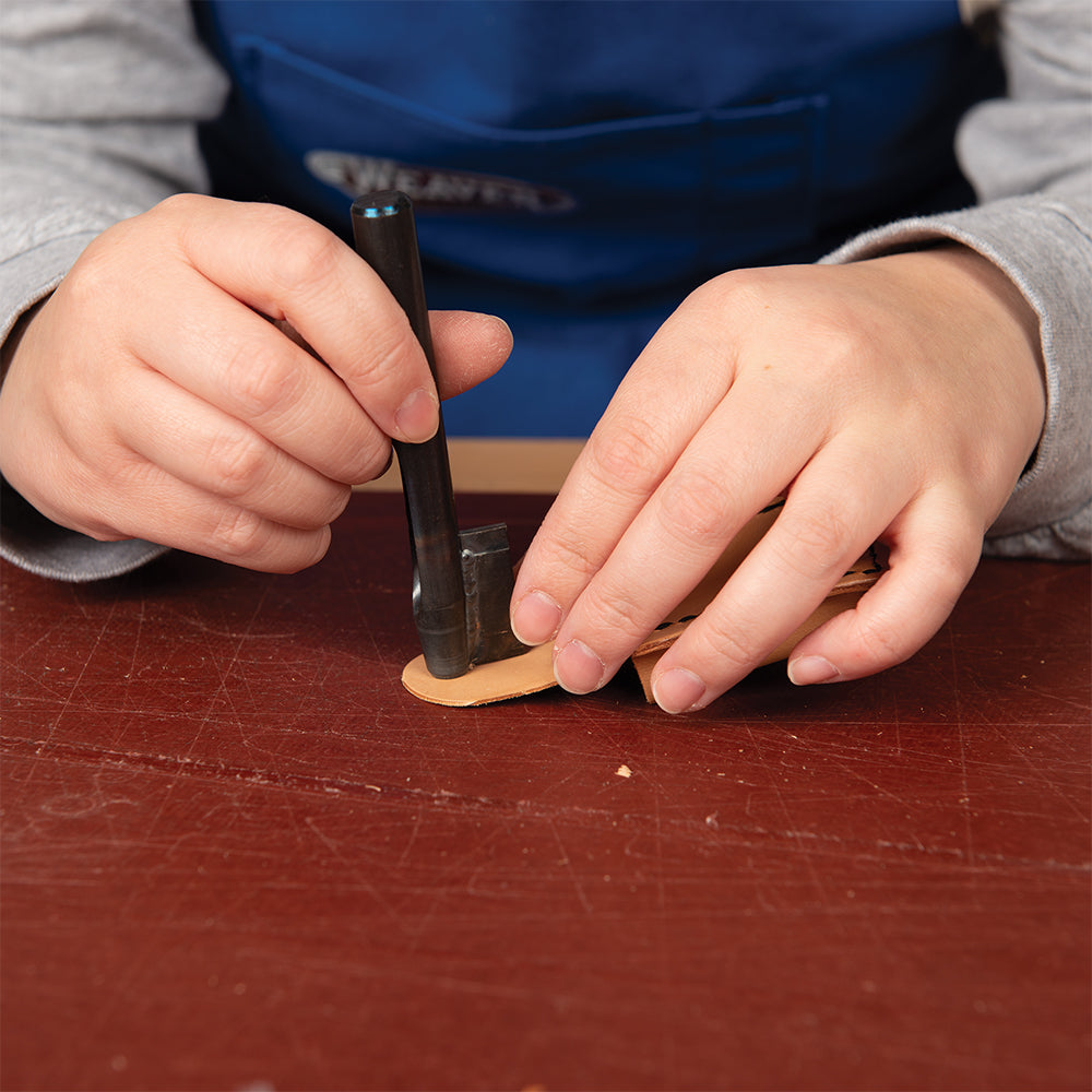 Round Button Hole Punch