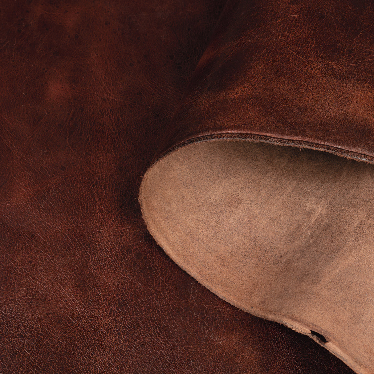 Solstice Pull-Up Leather Hide