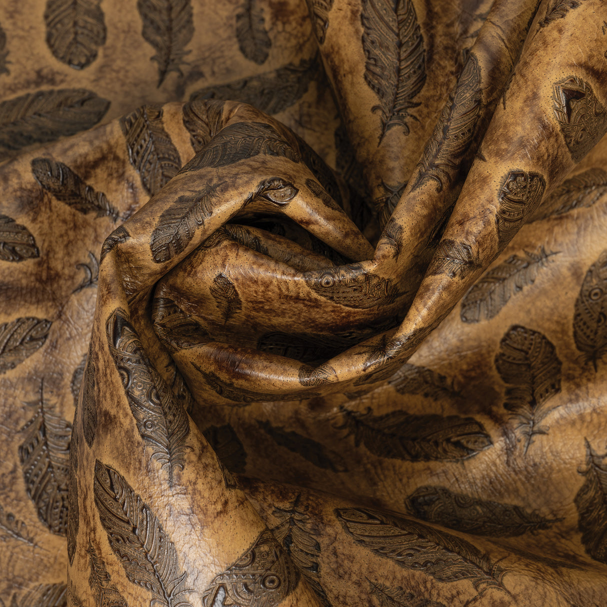 Embossed Leather, 2/3 oz., Mini Plumas Brown