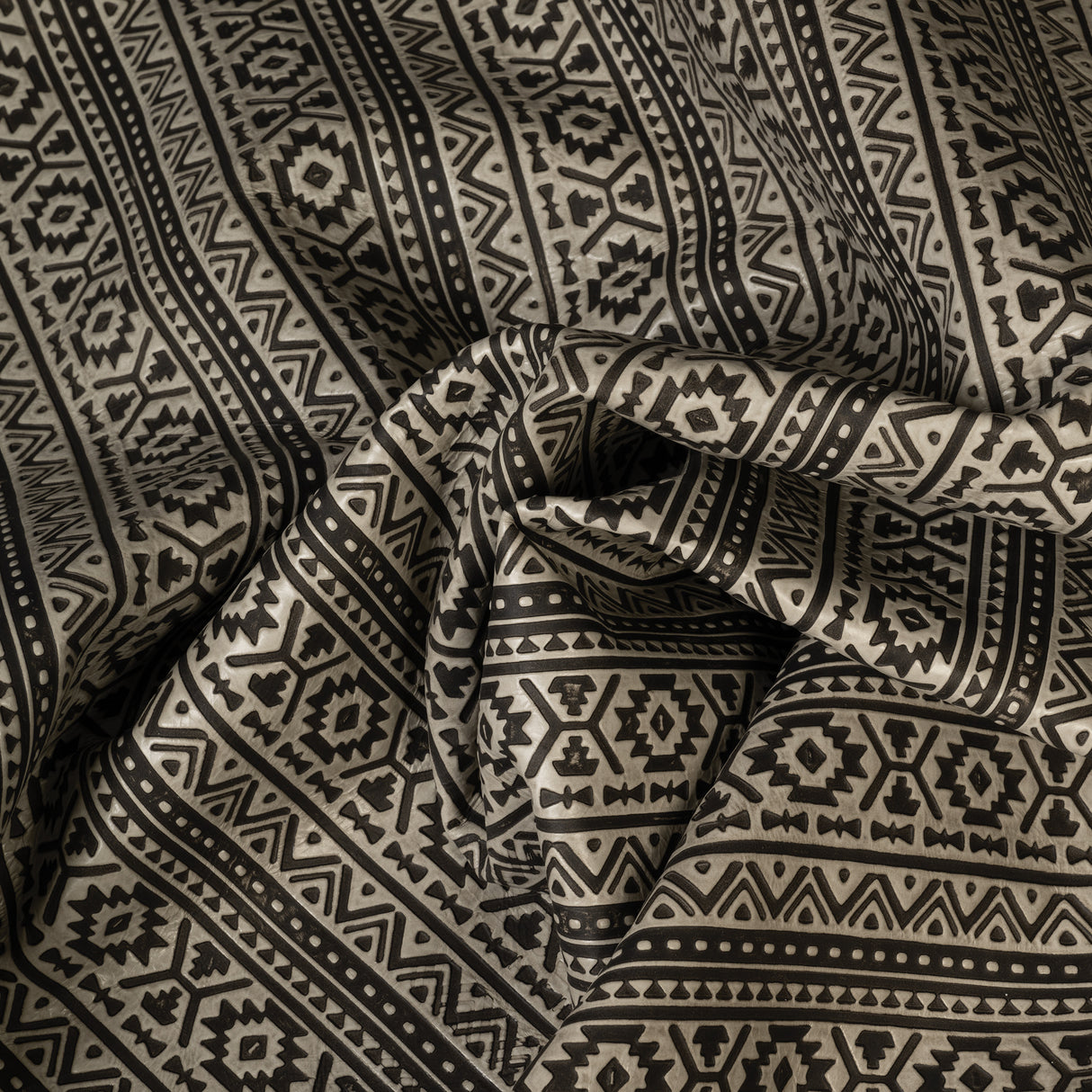 Embossed Leather, 2-3 oz., Southwest