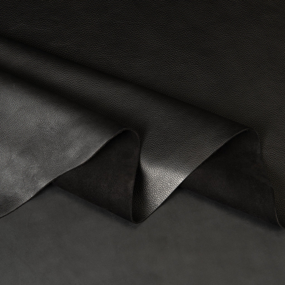 Sample, Cowboy Pull-Up Leather, Side, 5 to 6 oz.