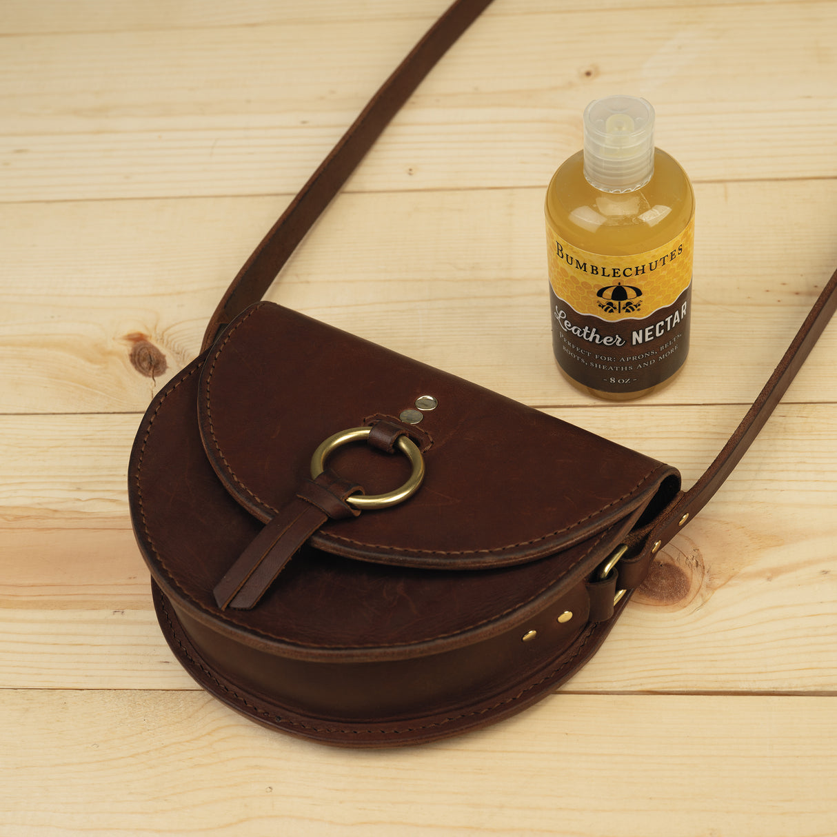 Bumblechutes Leather Nectar, Natural Leather Conditioner & Protector