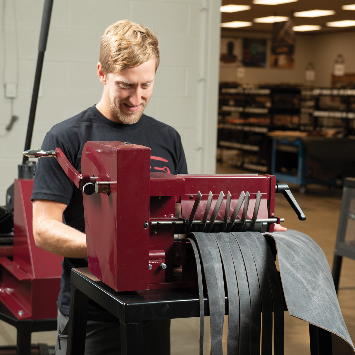 Master Tool Hand-Operated Strap Cutter, in use back, straps