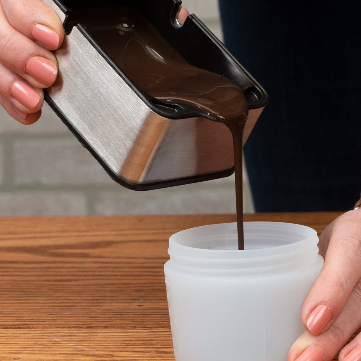 Tabletop Edge Dye Roller