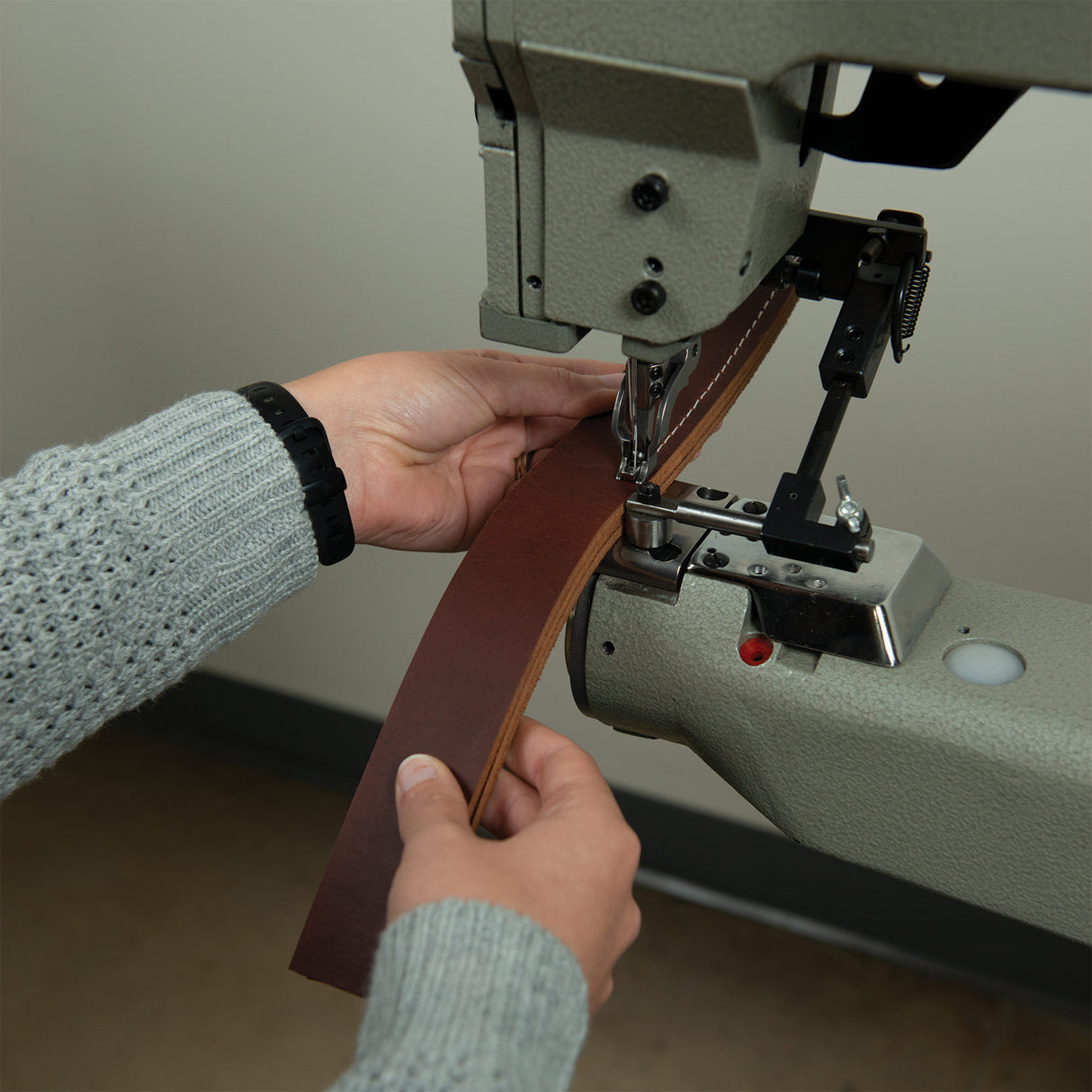 Weaver 205 Leather Sewing Machine, Complete with Stand and Servo Motor, front