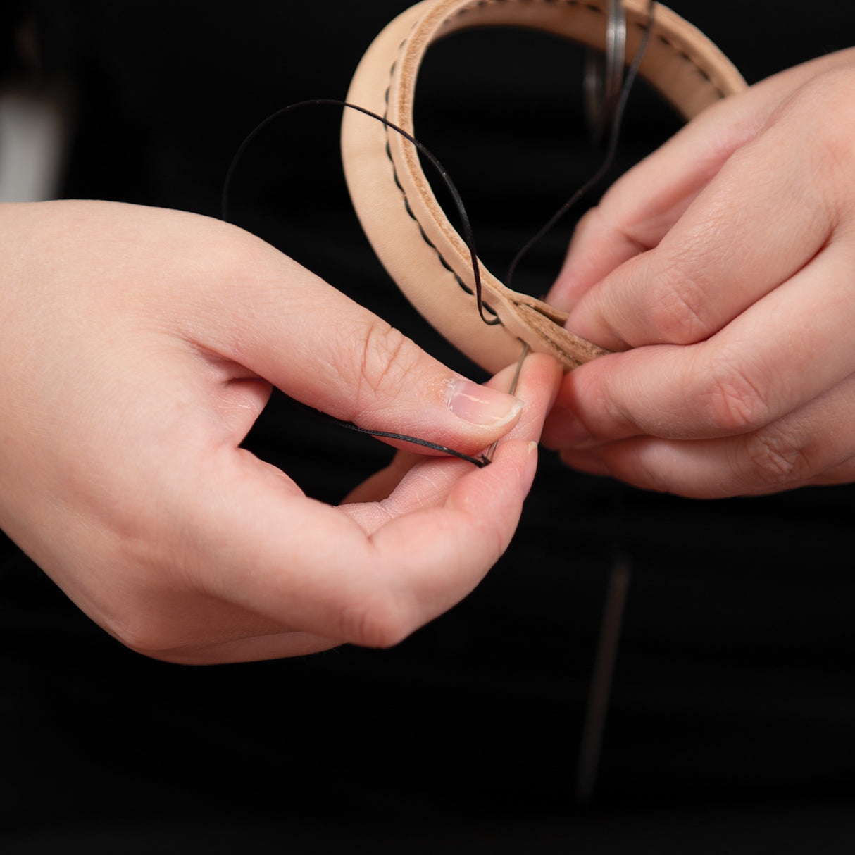 Veg Tanned Double Shoulder with Pasted Back, 9/10 oz.