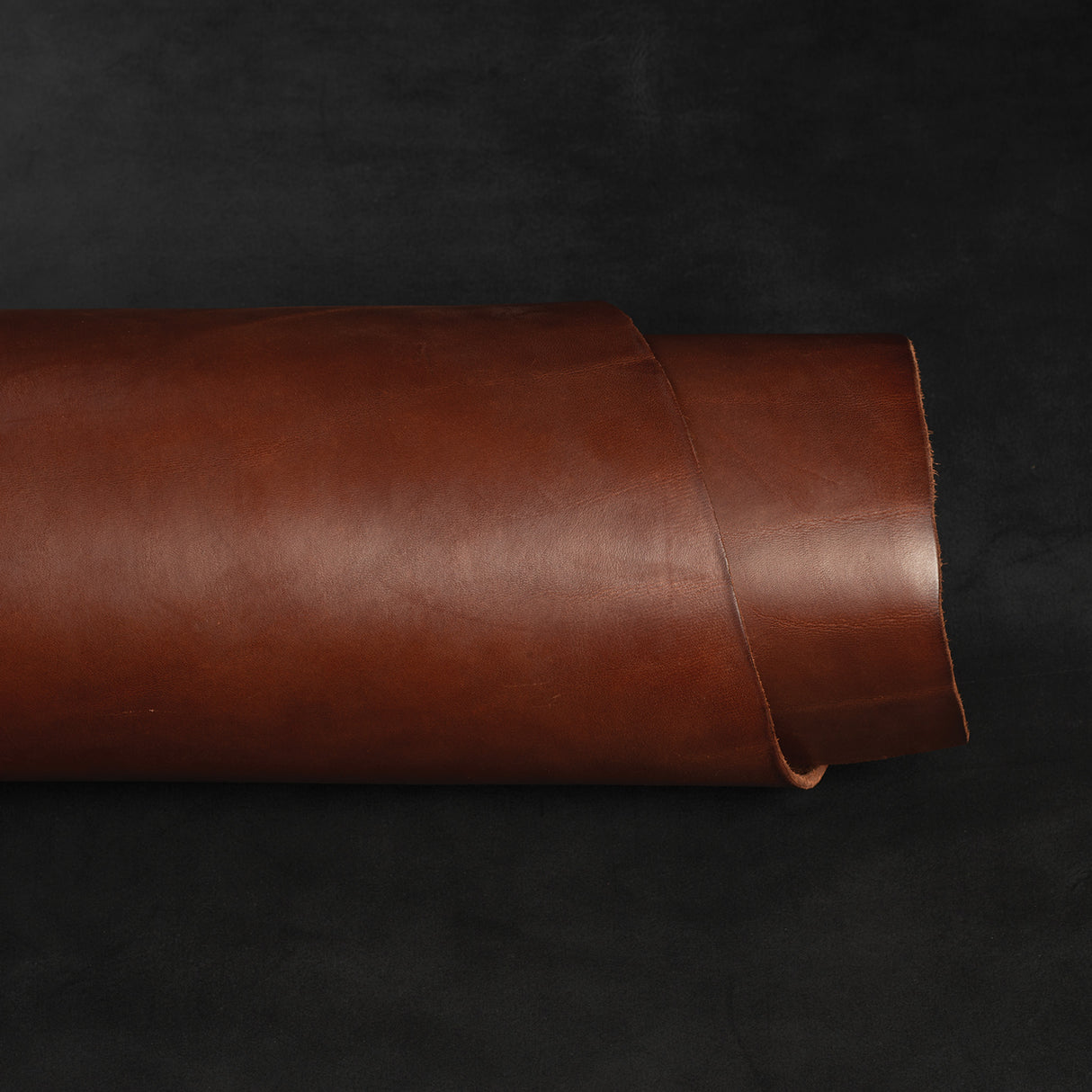 CHAHINLEATHER® English Bridle Leather, Single Shoulder, 12/13 oz.