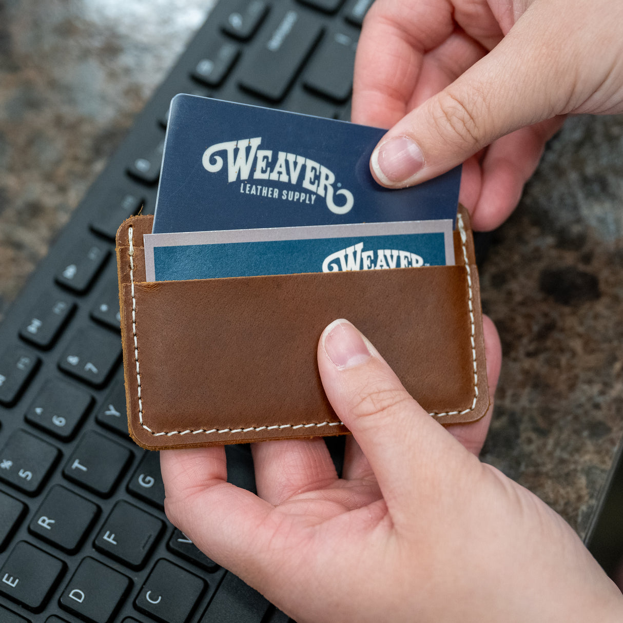 Minamalist Wallet, in use