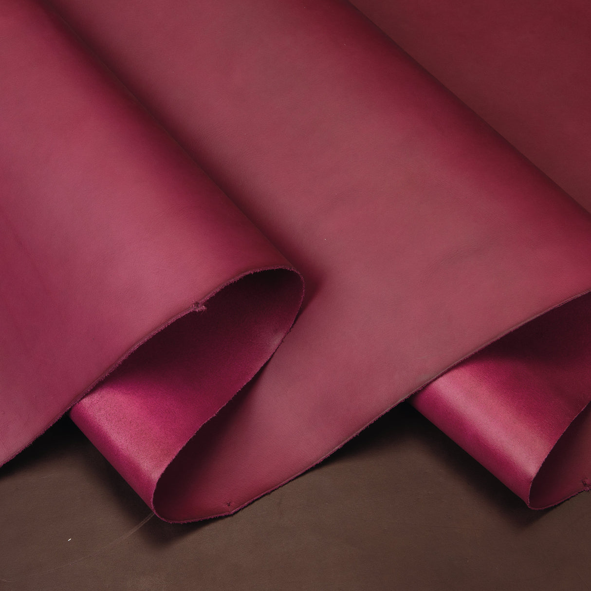 CHAHINLEATHER® English Bridle Sides, Desert Collection, 3-4 oz.