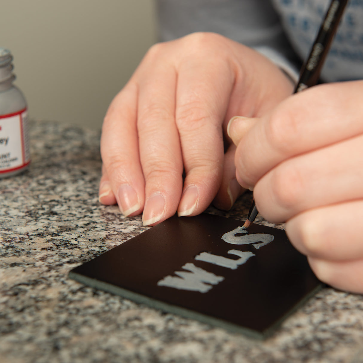 Angelus® #1 Round Paint Brush