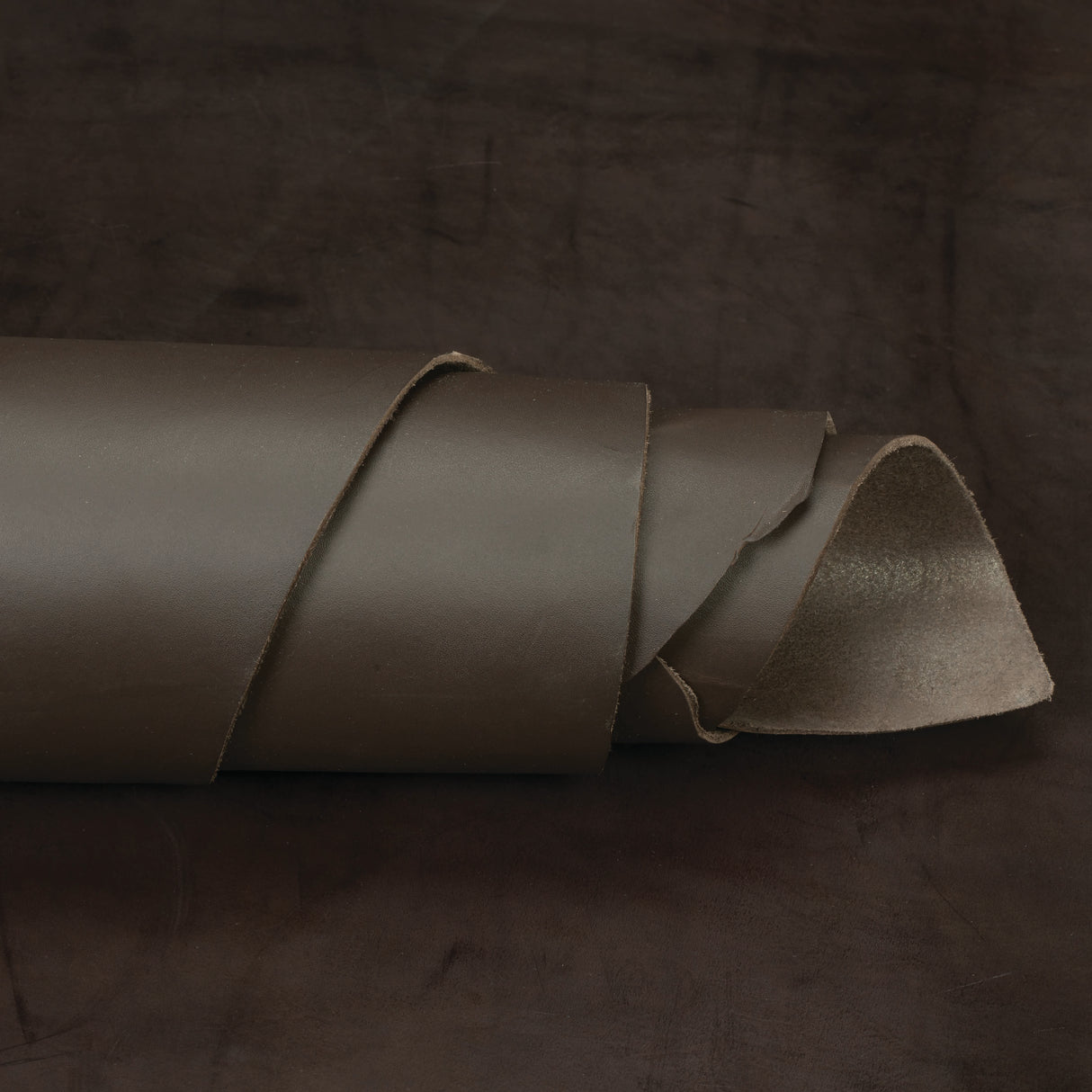 Chocolate Strap Leather, 7/8 oz.