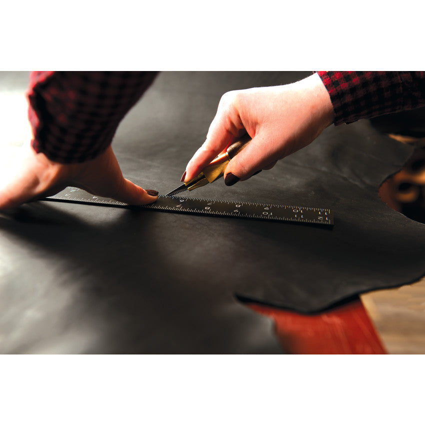 CHAHINLEATHER® Latigo Leather