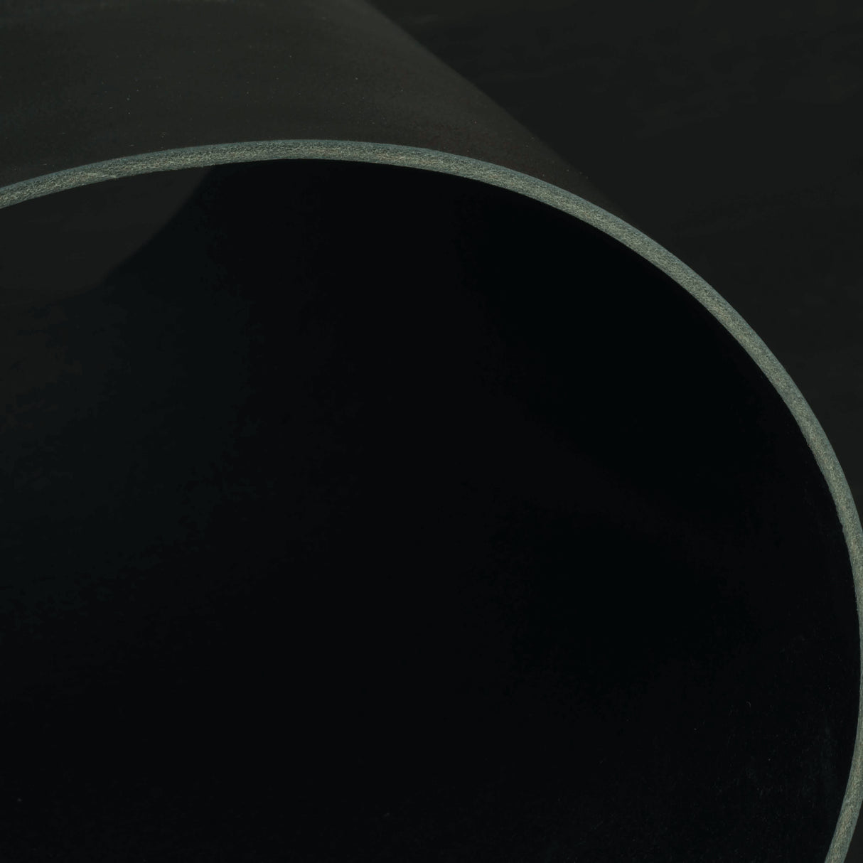 Black Haircell Plate V-Cut Double Shoulders