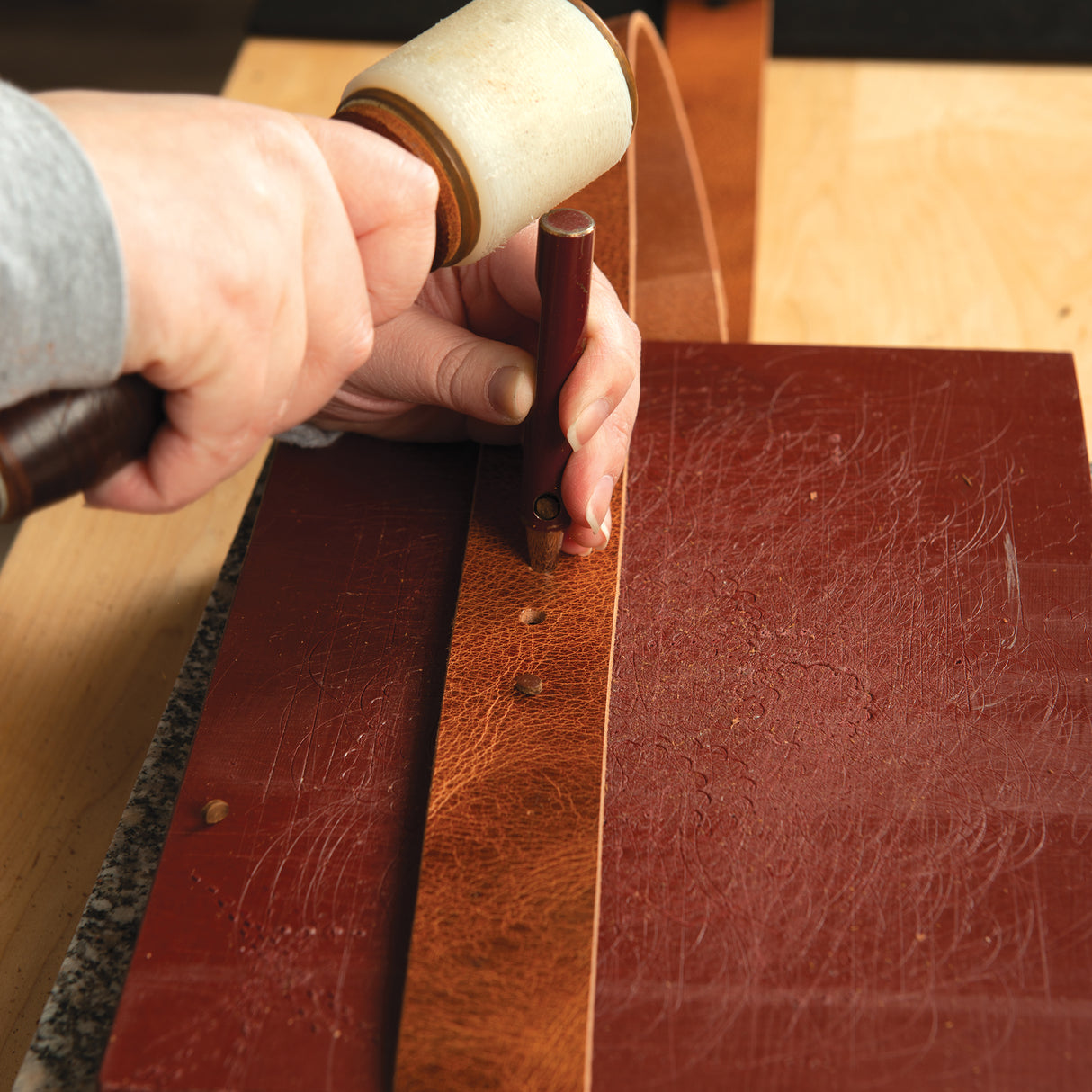 Master Tool Oval Leather Hole Punch