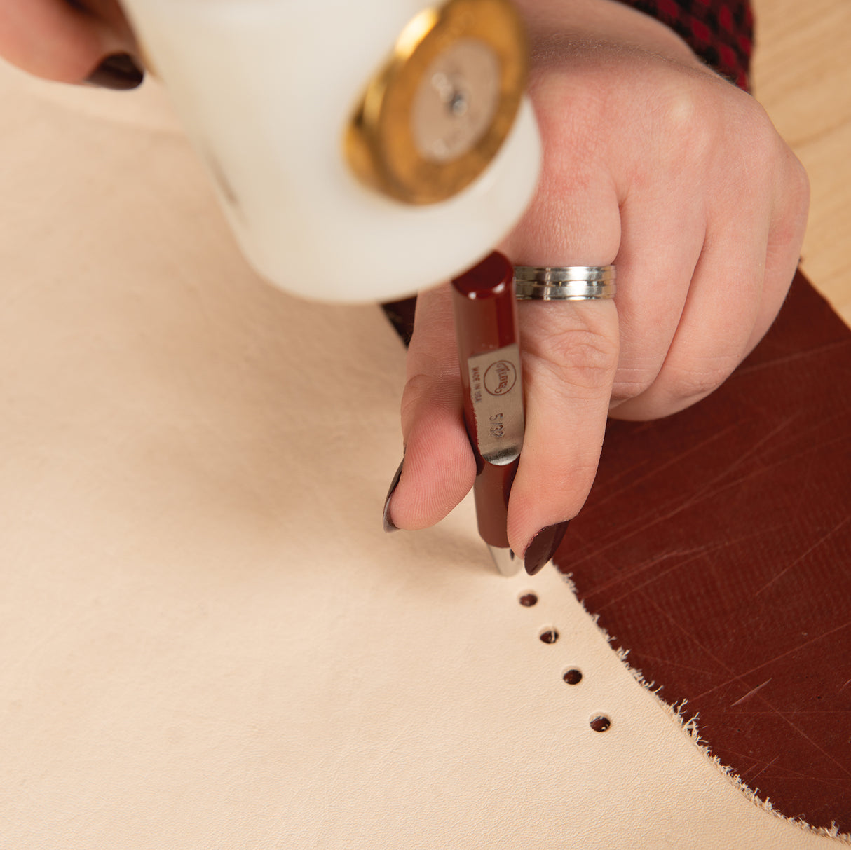 Master Tool Round Punch