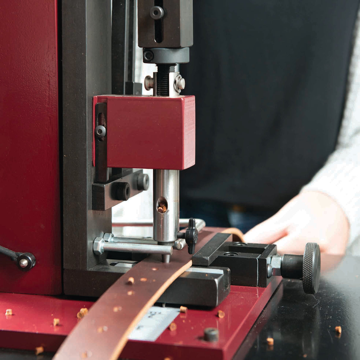 Master Tool Rotary Punch