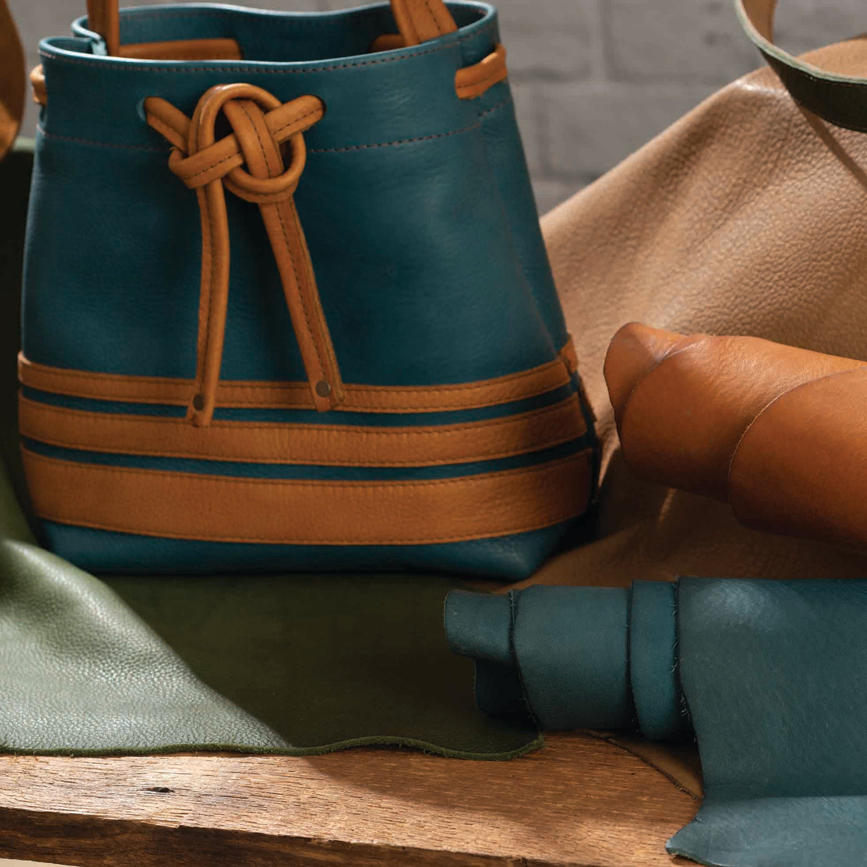 La Bretagna, Arizona Raw Italian Double Shoulders, 4 to 5 oz.