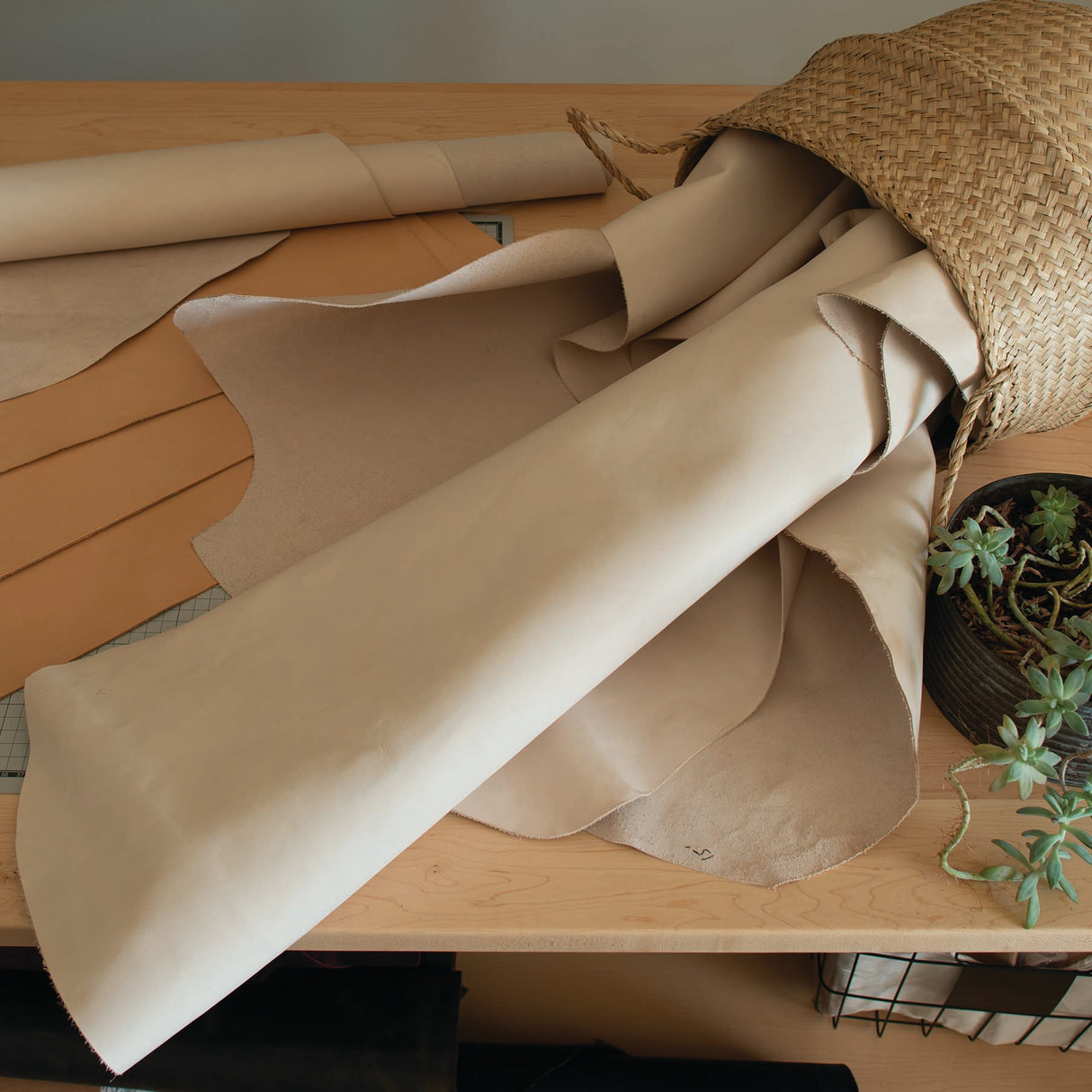 Veg Tan, Natural Leather