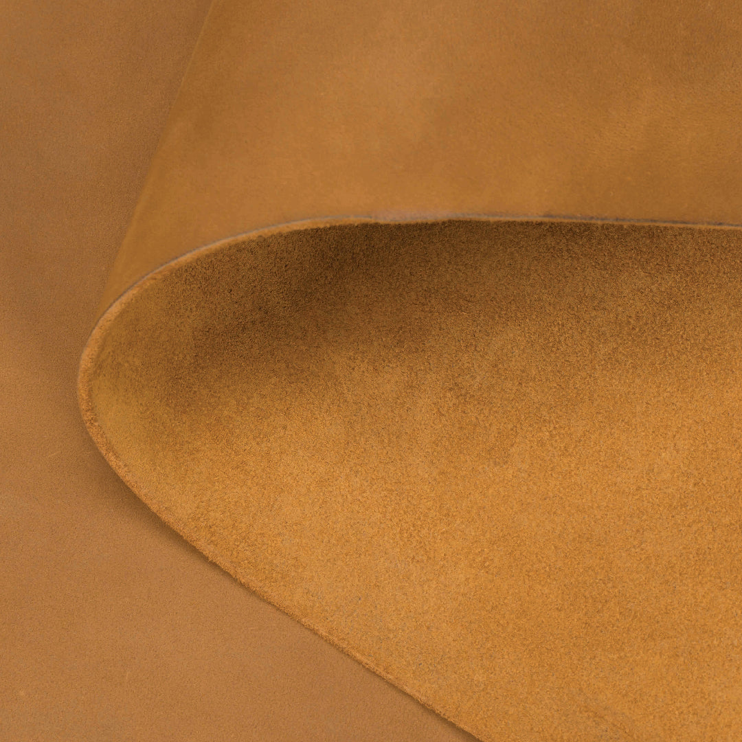 Pioneer Chrome Oil Tanned Top Grain Leather Side, 6-7 oz