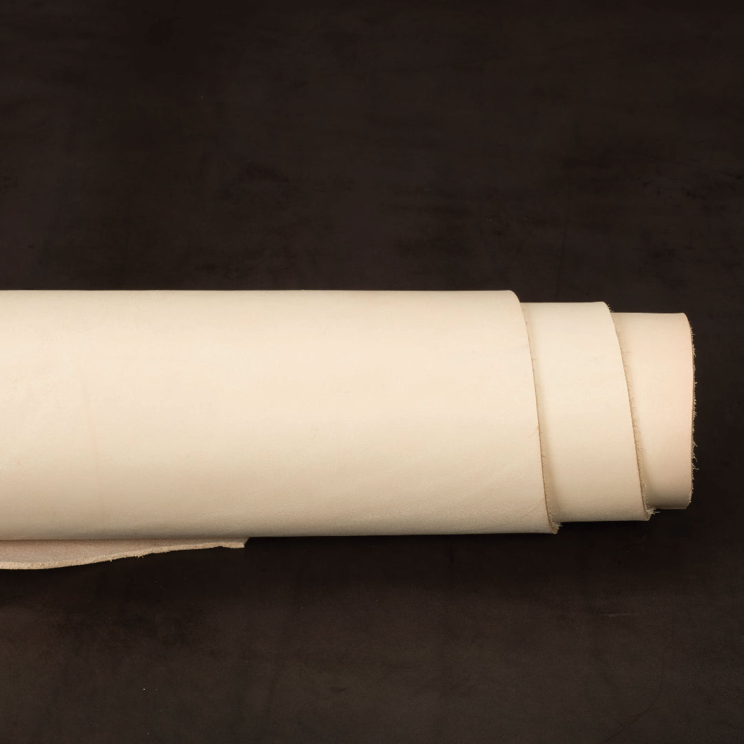 Sample, Veg Tanned Single Shoulders