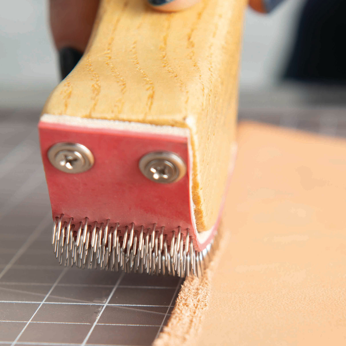 Hand Leather Rougher