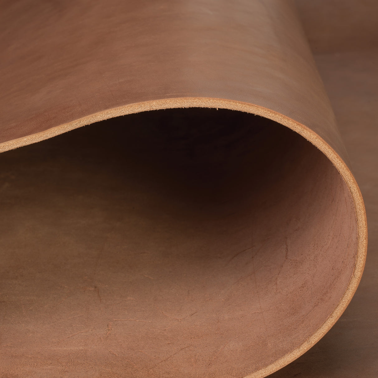 CHAHINLEATHER® Saddle Skirting Leather