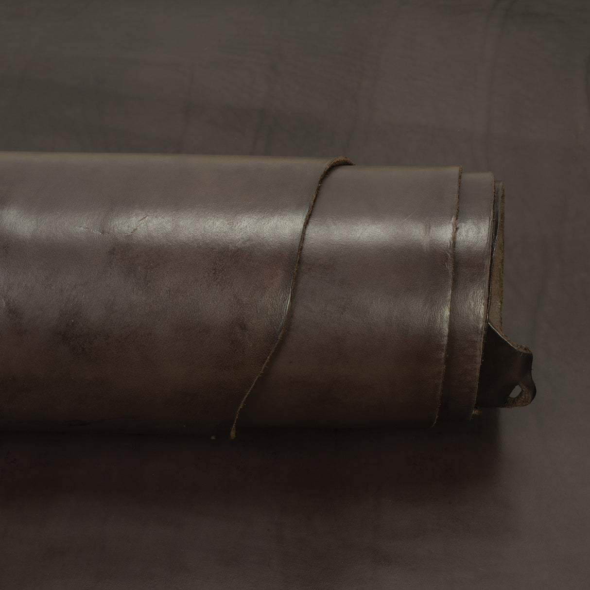 CHAHINLEATHER® Saddle Skirting Leather