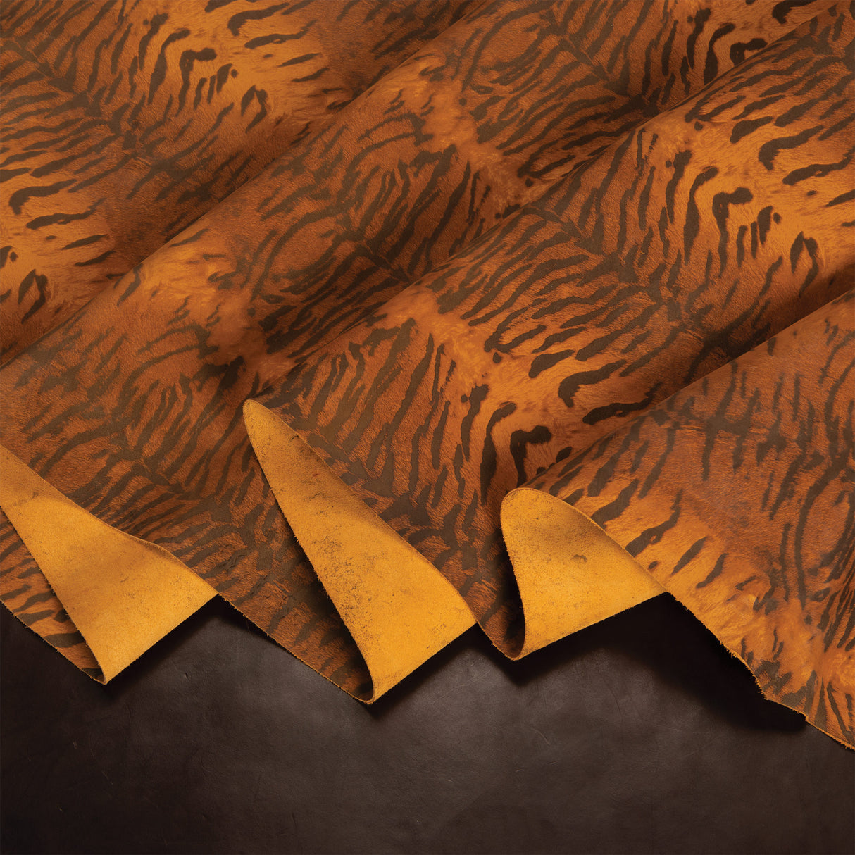 Sample, Tiger Printed Leather, 3-4 oz.