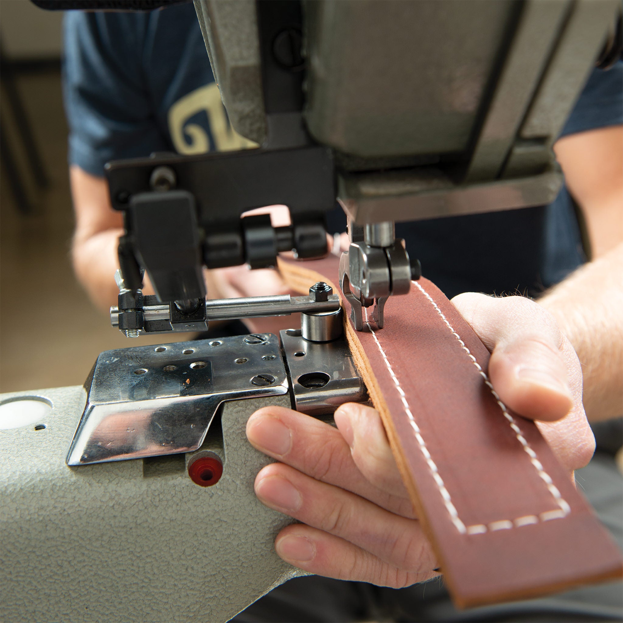 Weaver 205 Leather Sewing Machine, Complete with Stand and Servo