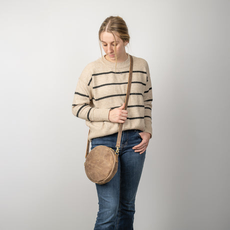 Circle Bag Crossbody Class, August