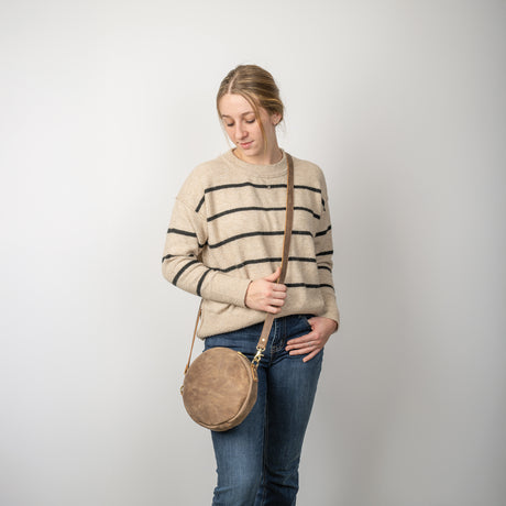 Circle Bag Crossbody Class, August