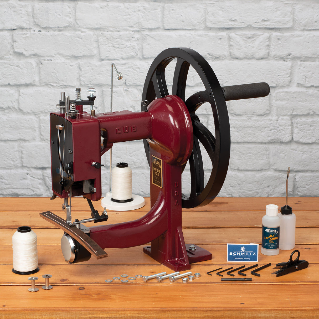 Master Tool Cub Manual Leather Sewing Machine, Aluminum