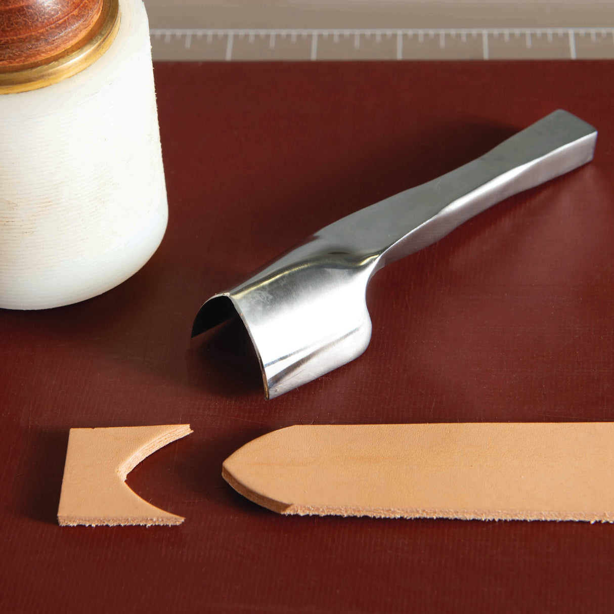 Master Tool English Point Strap End Punch - Weaver Leather Supply