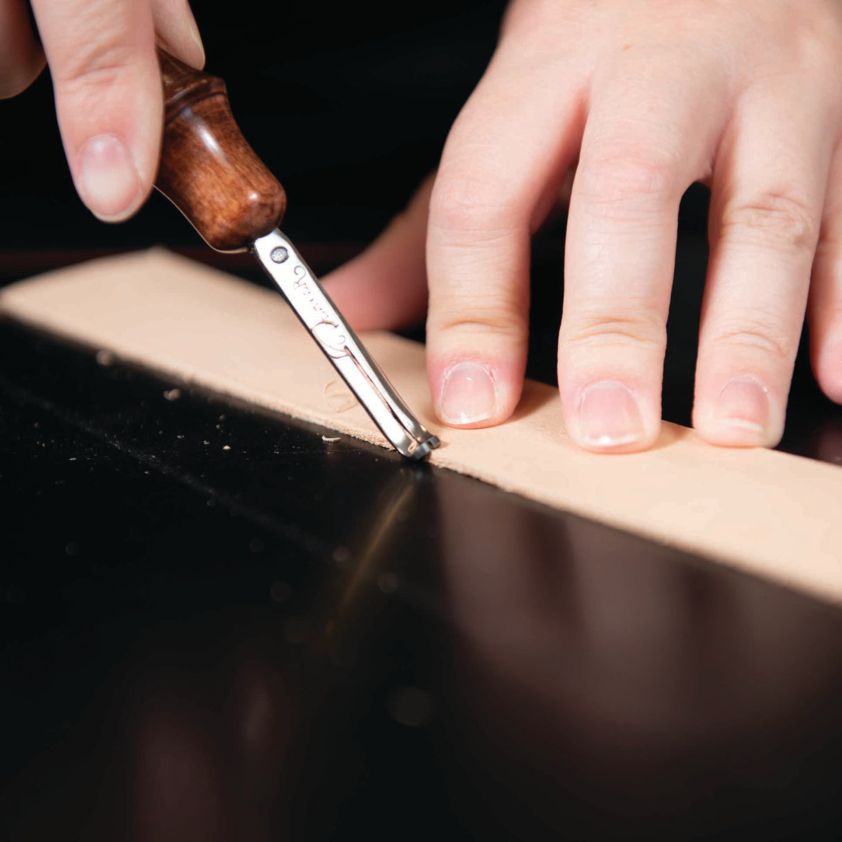 Leather Edge Beveler - Making Leather Goods Look Great