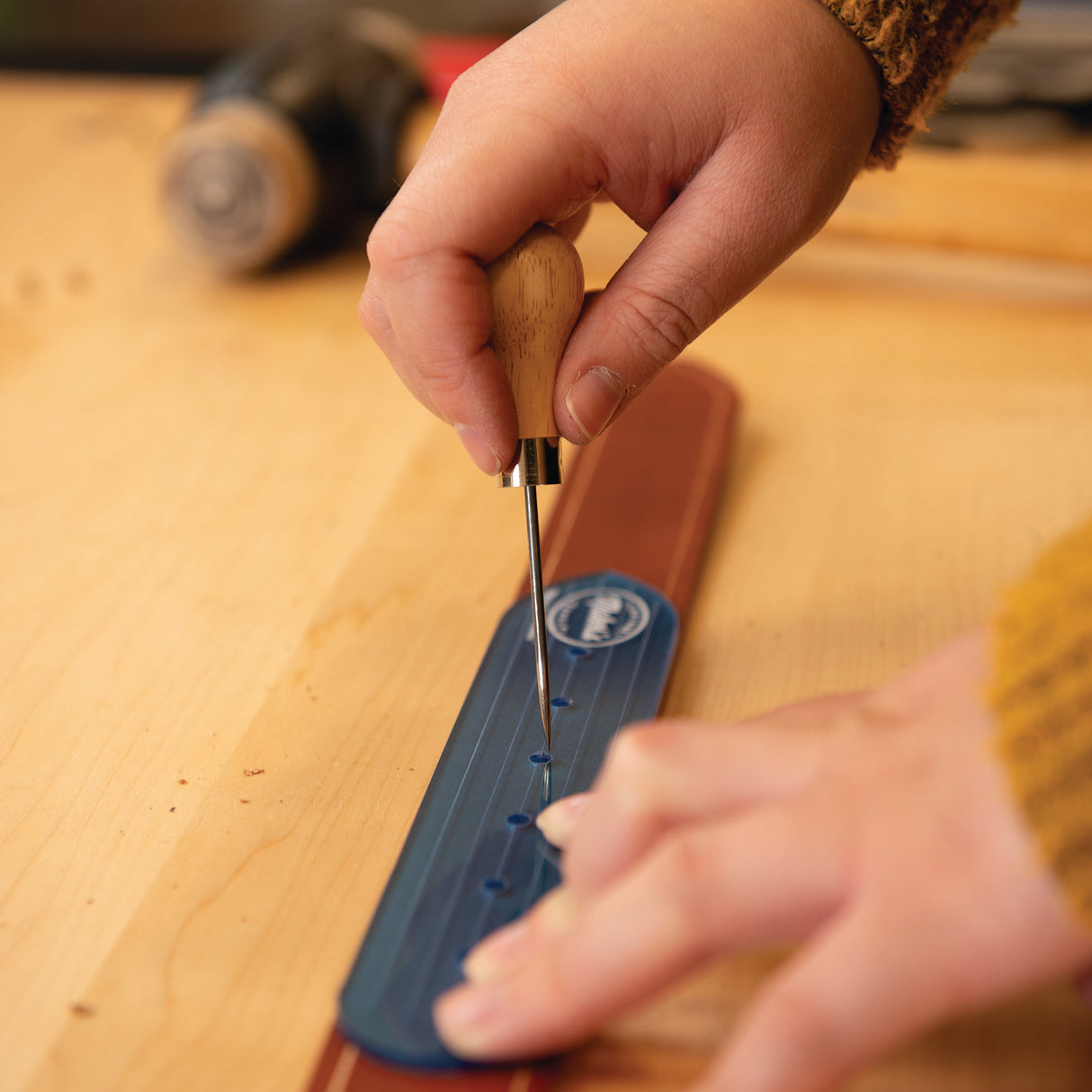 Vintage Awl Tool Wood Handle Cobbler Scratcher Engraving DIY 8 1/2 Ice  Pick