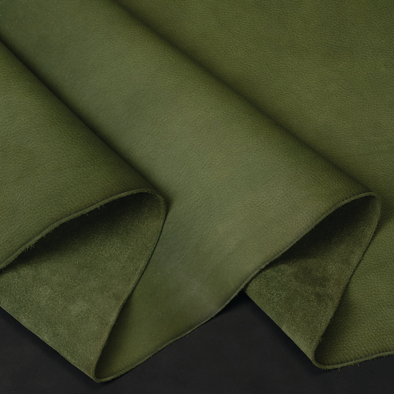 La Bretagna, Arizona Raw Italian Double Shoulders, 4 to 5 oz.