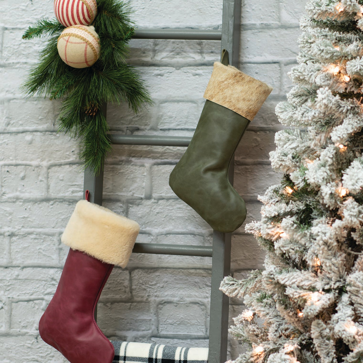 Leather Christmas Stocking – Crafting Guide – Weaver Leather Supply