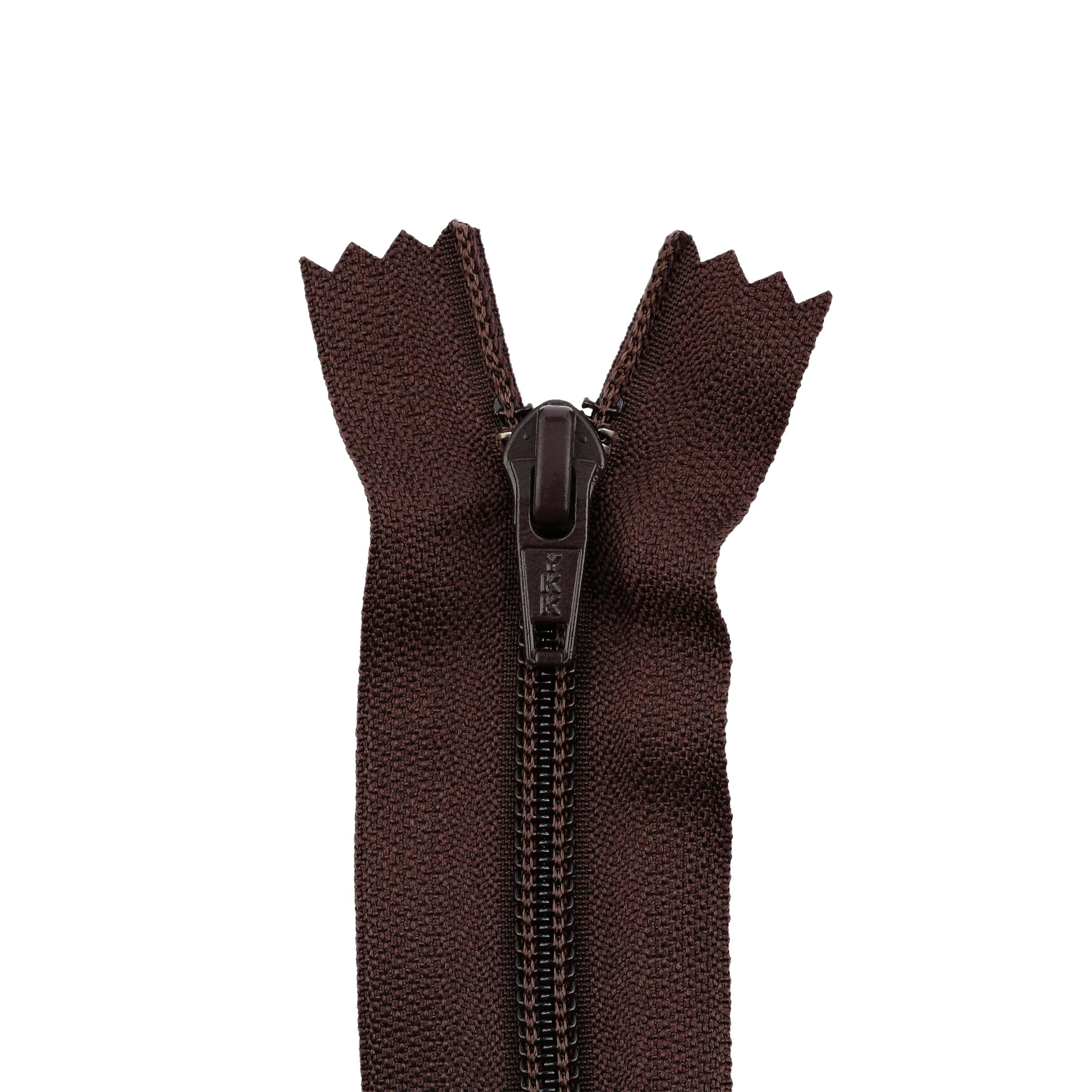Ohio Travel Bag Zippers #5 Brown, 8" Coil Boot Zipper, Nylon, #560-8-BRO 560-8-BRO
